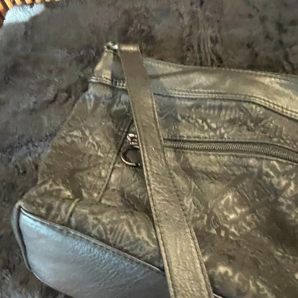 🎄10/$10🎄Sakroots Arcadia Recycled Crossbody - Picture 5 of 16